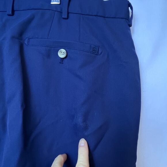 Peter Millar Men 42 Blue Golf Athleisure Athletic Vacation Shorts - Excellent! - Picture 3 of 8